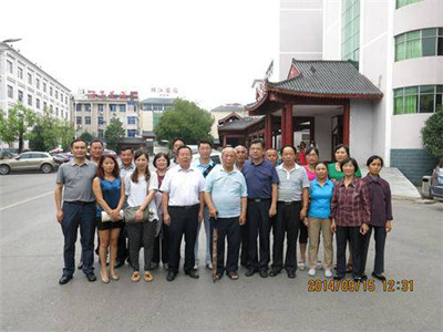 湖南麻阳籍知名台胞舒易章回乡探亲祭祖 湖南麻阳籍知名台胞舒易章回乡探亲祭祖