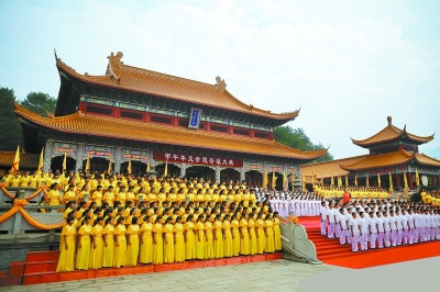 甲午年炎帝陵祭祖大典隆重举行 甲午年炎帝陵祭祖大典隆重举行