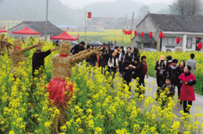 郑建军：莺飞草长三月天 踏青祭祖放鹞子