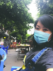 因辞职信走红女教师首站来到成都 因辞职信走红女教师首站来到成都