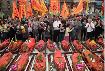 乐从路洲韦氏族人寒食节祭祖 400多韦氏宗亲回乡 乐从路洲韦氏族人寒食节祭祖 400多韦氏宗亲回乡