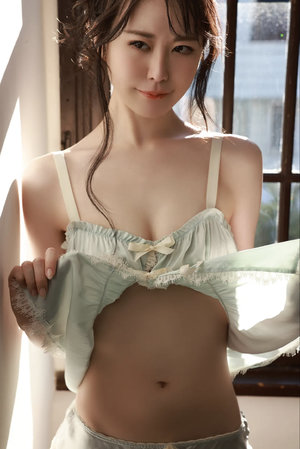我女朋友的母亲4整视频有翻译